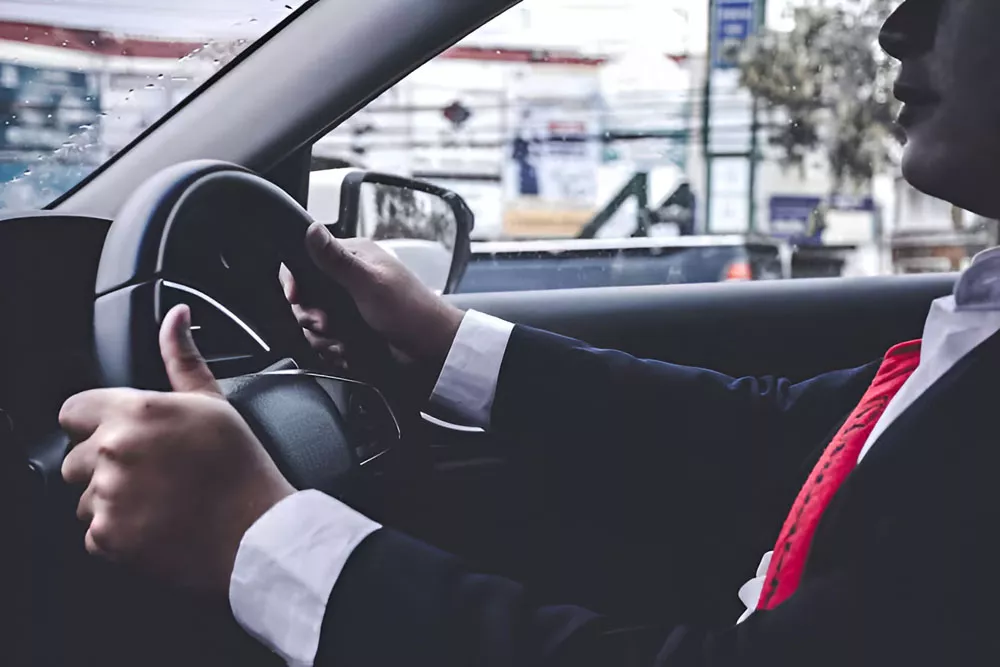 Hire a Private Car with Driver in Dubai