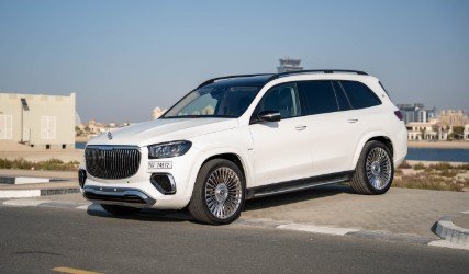 Rent GLS580 2023 in Dubai